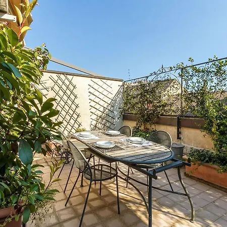 Apartment Donatello By Halldis Milan